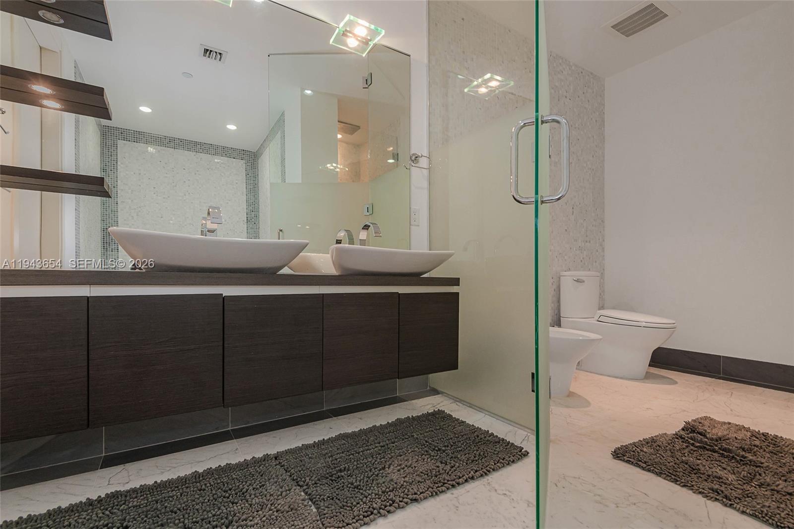 EPIC WEST CONDO - Residential Lease