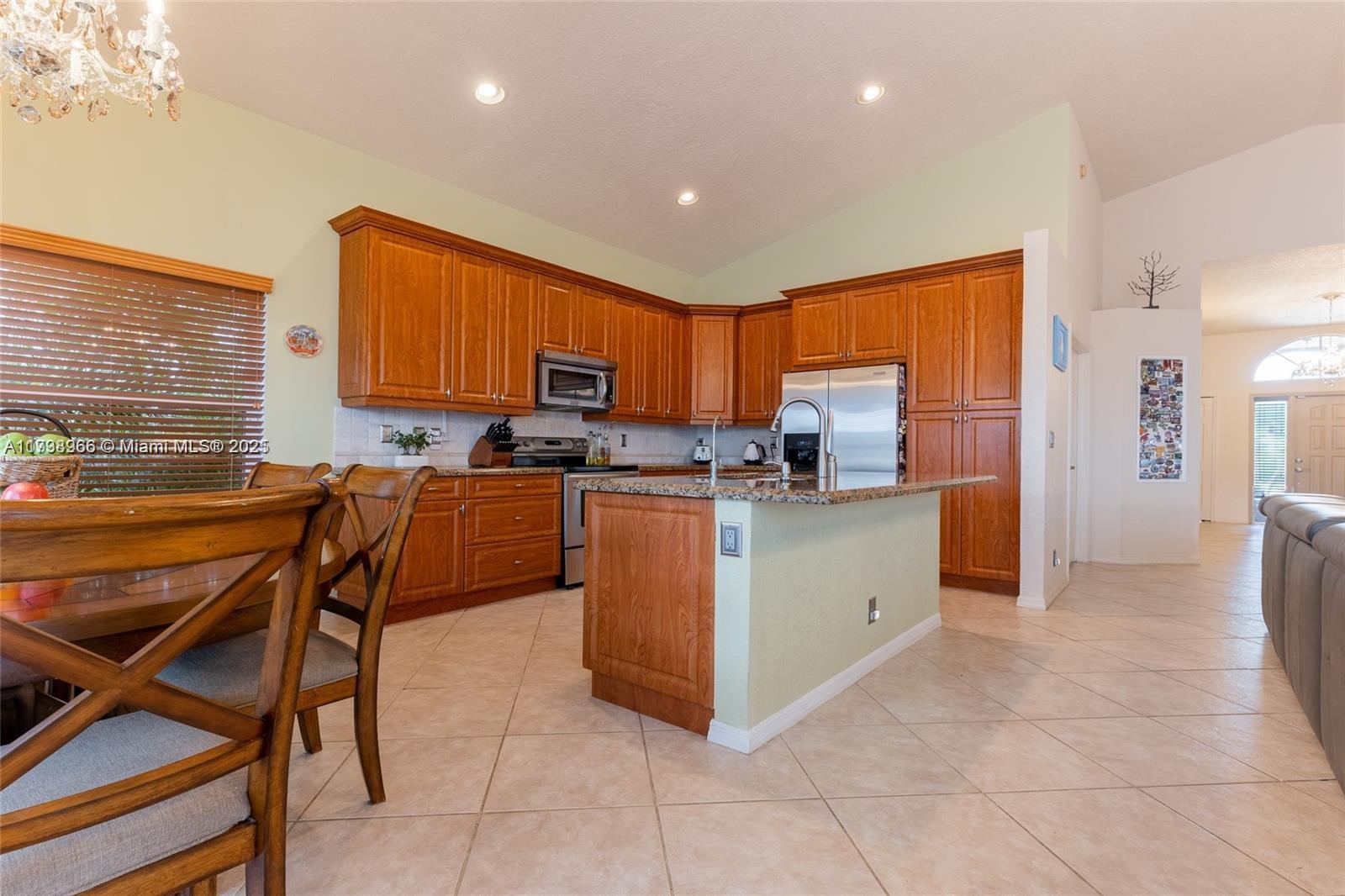 BOCA WINDS PAR G - Residential Lease