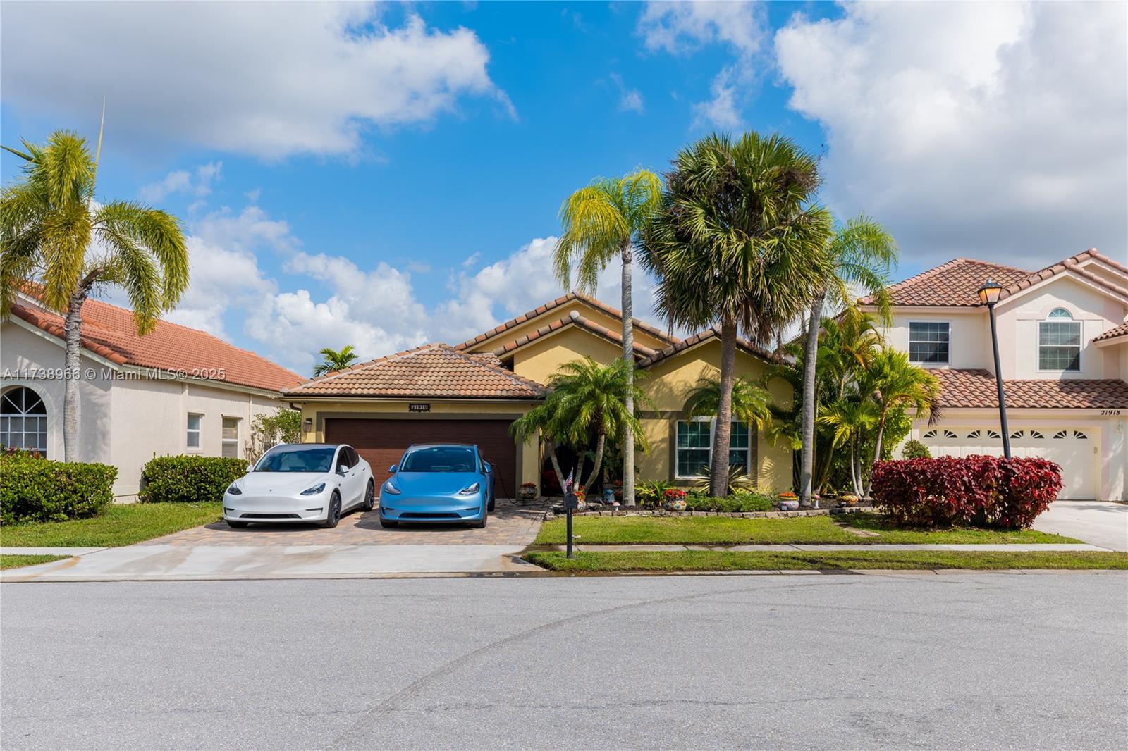 Lakeview Dream Home – Fully Furnished!
Move right in! This stunning 3-bed, 2-bath home in the sought-after Boca Winds community offers breathtaking lake views and a saltwater pool with an upgraded patio, built-in summer kitchen, and grill. The luxurious primary suite boasts a vaulted ceiling, custom walk-in closet, and spa-like sauna. Energy-efficient house comes with a Tesla charger. Fully furnished for ultimate comfort! Top "A" rated schools, family-friendly community with tennis courts, pool, playground, and more! Just minutes to parks, shopping, and dining. Tesla Y Performance is also available for rent in addition to the property. Live your best life here – schedule your tour today!