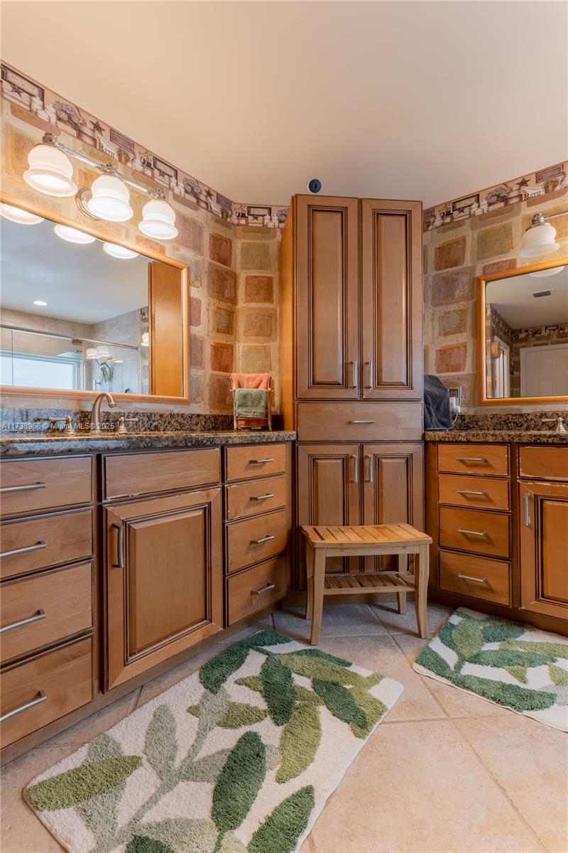 BOCA WINDS PAR G - Residential Lease