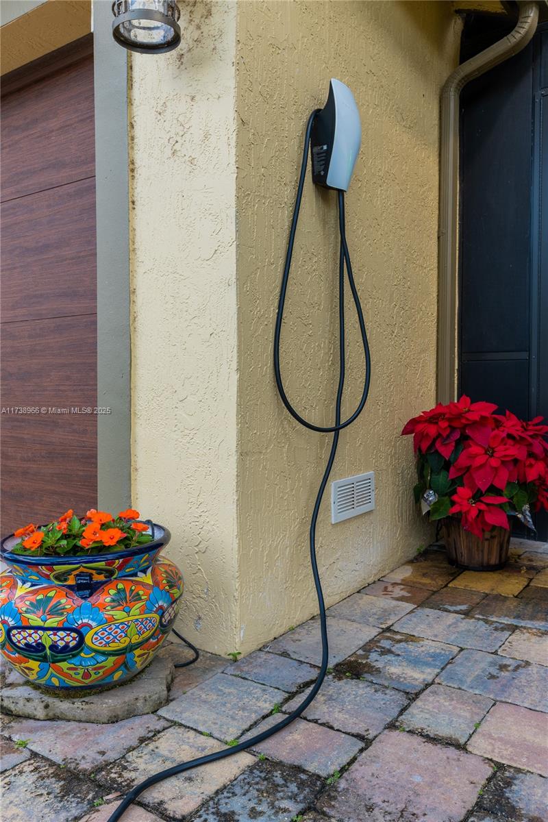 BOCA WINDS PAR G - Residential Lease