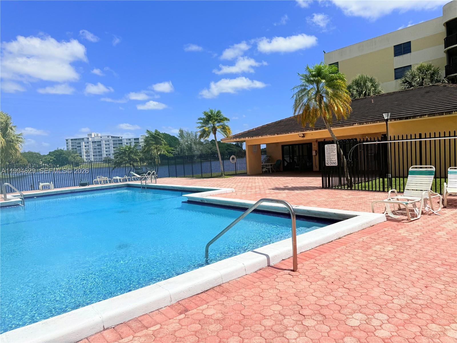 ISLES OF INVERRARY II CON - Residential