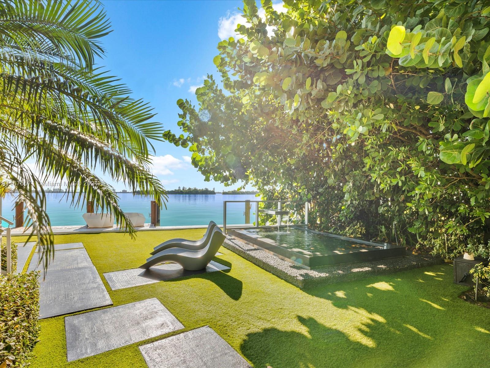 BELLE MEADE ISLAND - Residential