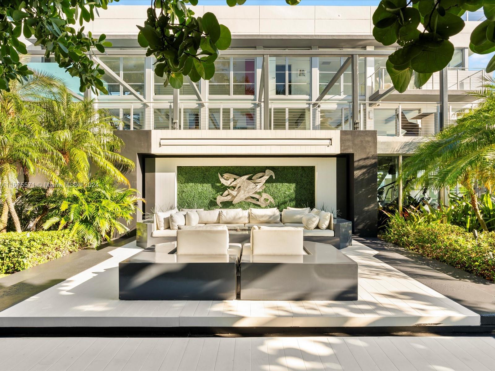 BELLE MEADE ISLAND - Residential