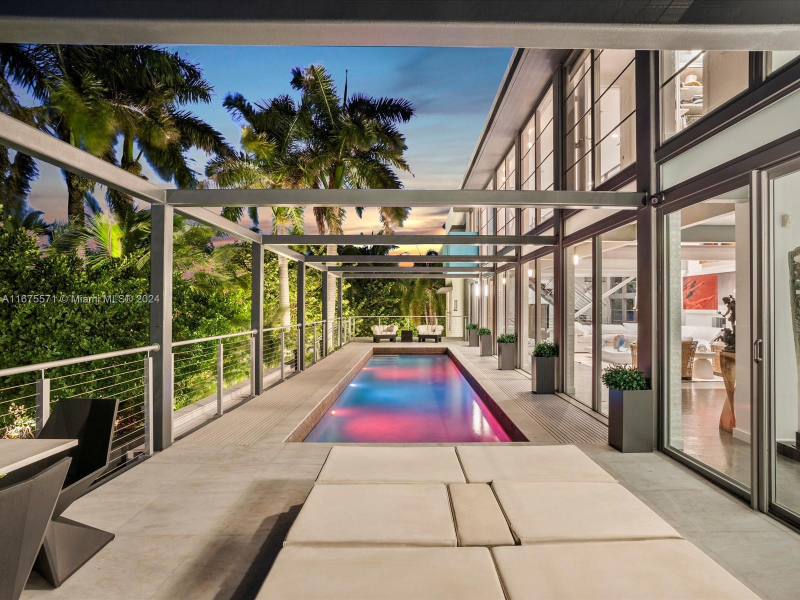 BELLE MEADE ISLAND - Residential