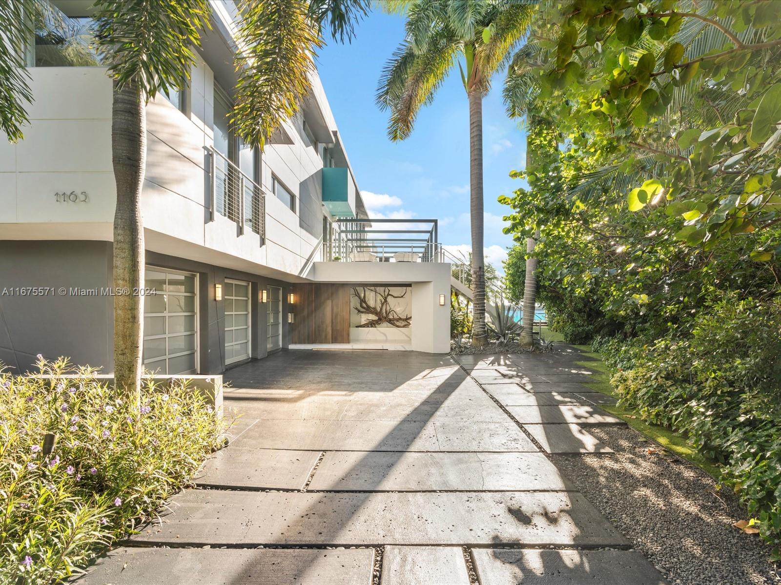 BELLE MEADE ISLAND - Residential