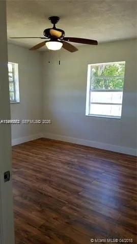 LAUDERDALE VILLAS - Residential