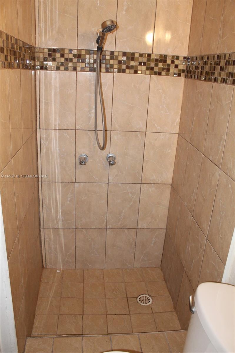 ARCHWOOD-AMD PLAT - Residential