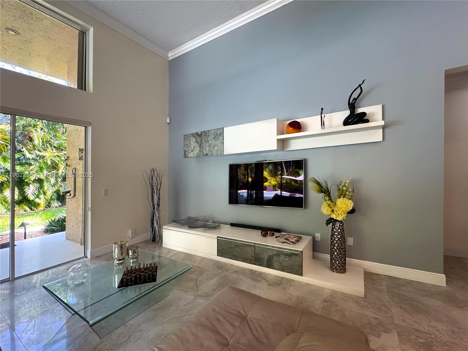 SECTOR 6 - Residential Lease