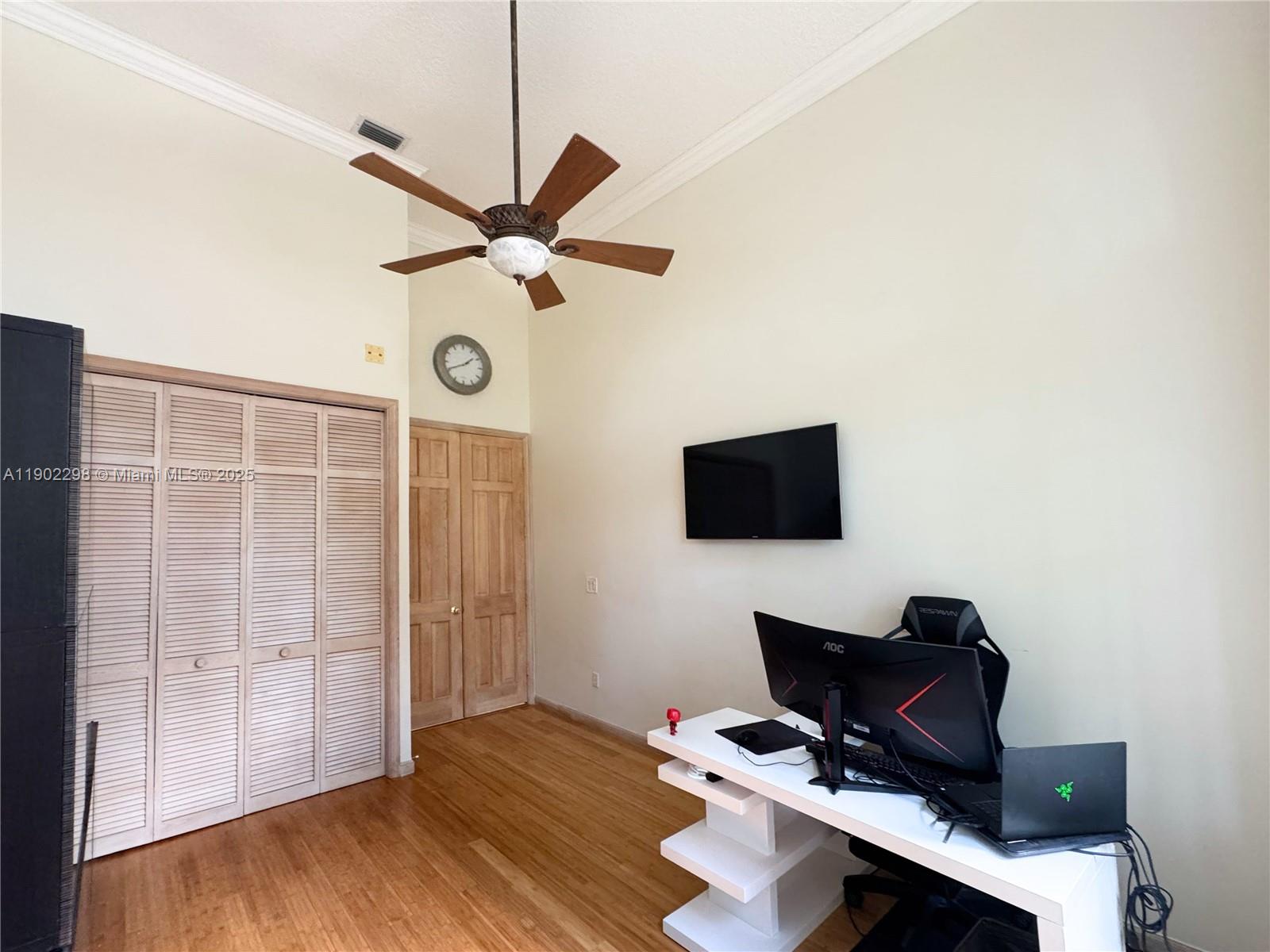 SECTOR 6 - Residential Lease