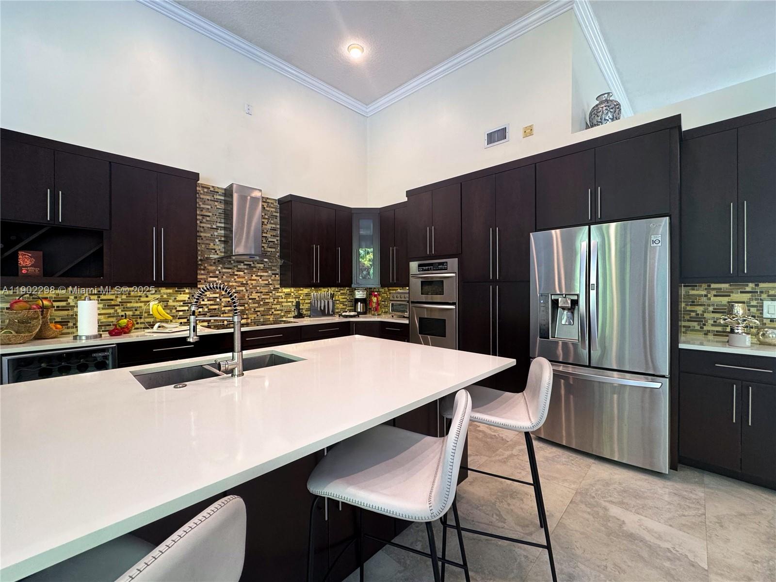 SECTOR 6 - Residential Lease