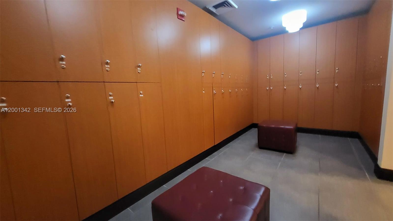 VIZCAYNE SOUTH CONDO - Residential Lease