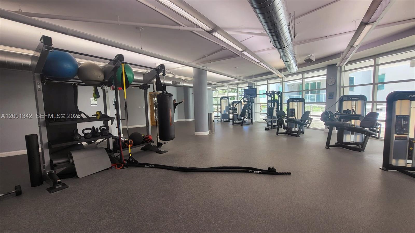 VIZCAYNE SOUTH CONDO - Residential Lease