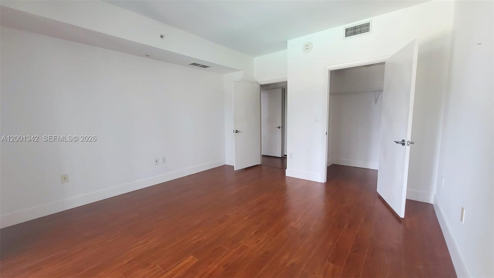 VIZCAYNE SOUTH CONDO - Residential Lease