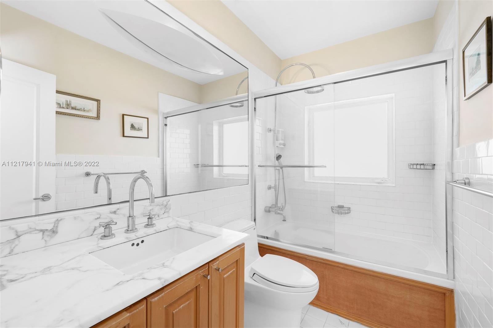 TREASURE ISLAND - Residential