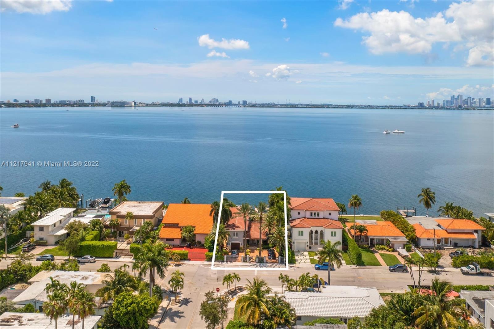 TREASURE ISLAND - Residential