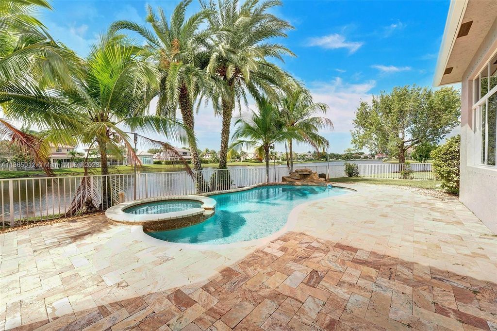 Photo of 19178 SW 64th St, Pembroke Pines, FL 33332 (MLS # A11365912)