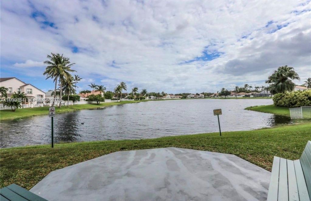 Photo of 5350 SW 33rd Ave, Hollywood, FL 33312 (MLS # A11990164)