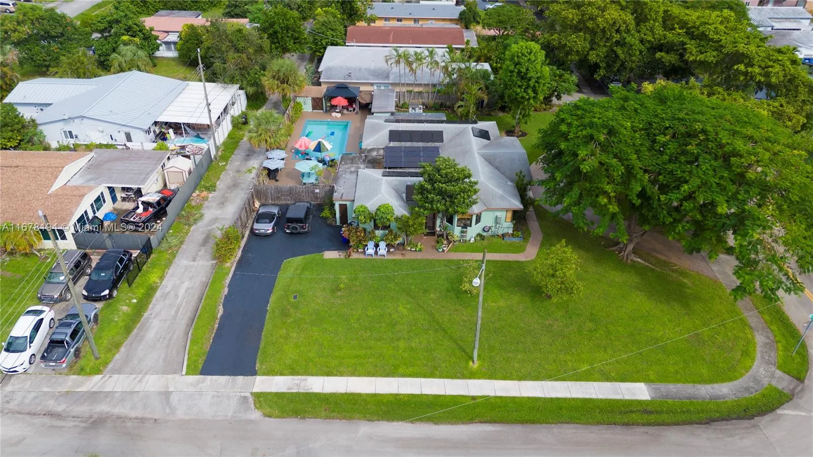 North Miami Beach, Florida 33162, United States, 4 Bedrooms Bedrooms, ,4 BathroomsBathrooms,Residential,Active,37934