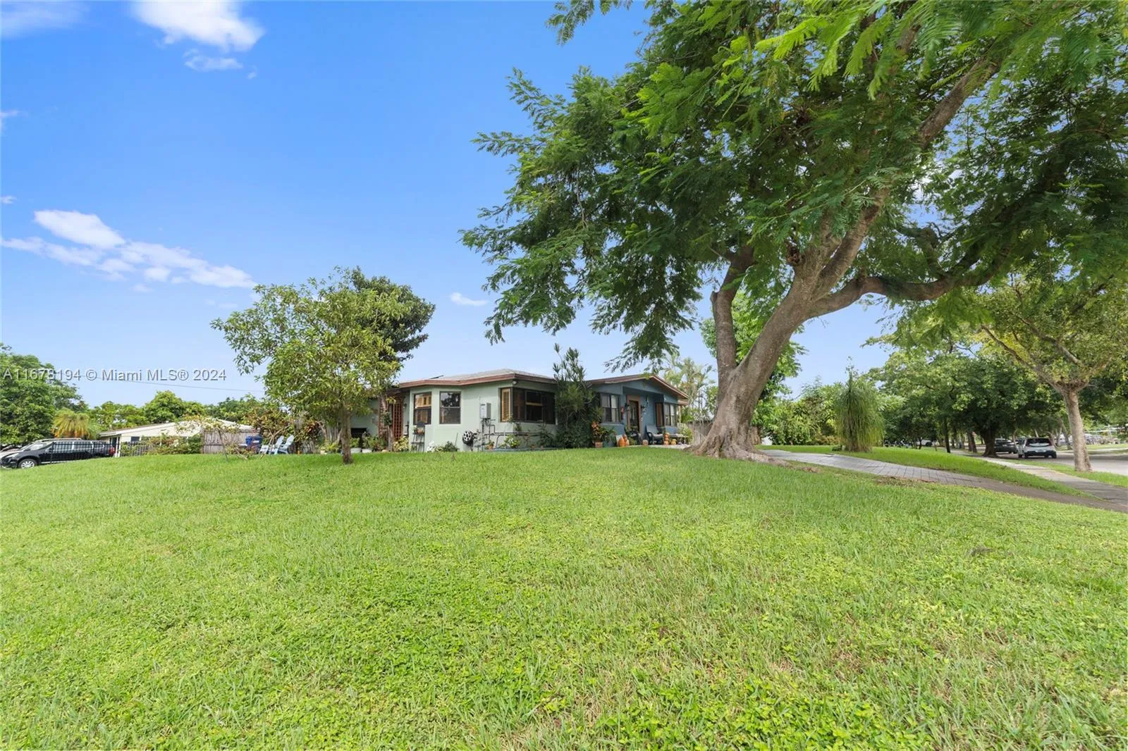 North Miami Beach, Florida 33162, United States, 4 Bedrooms Bedrooms, ,4 BathroomsBathrooms,Residential,Active,37934