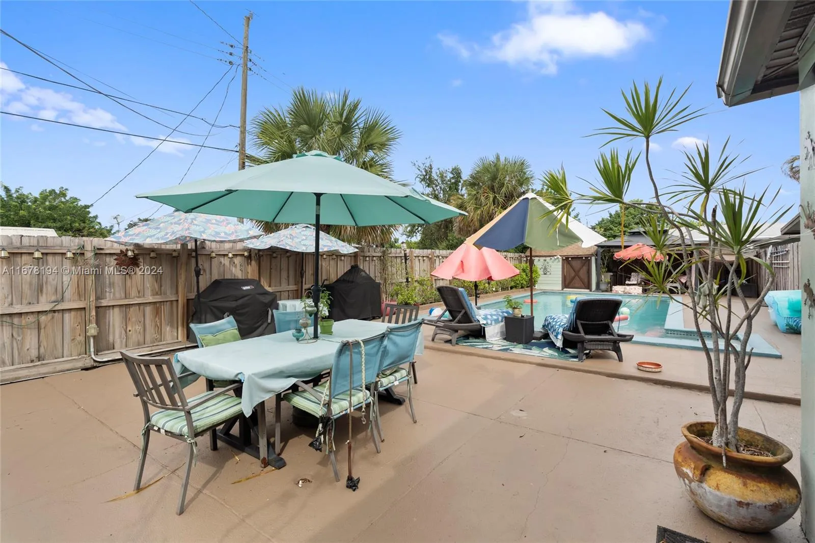 North Miami Beach, Florida 33162, United States, 4 Bedrooms Bedrooms, ,4 BathroomsBathrooms,Residential,Active,37934