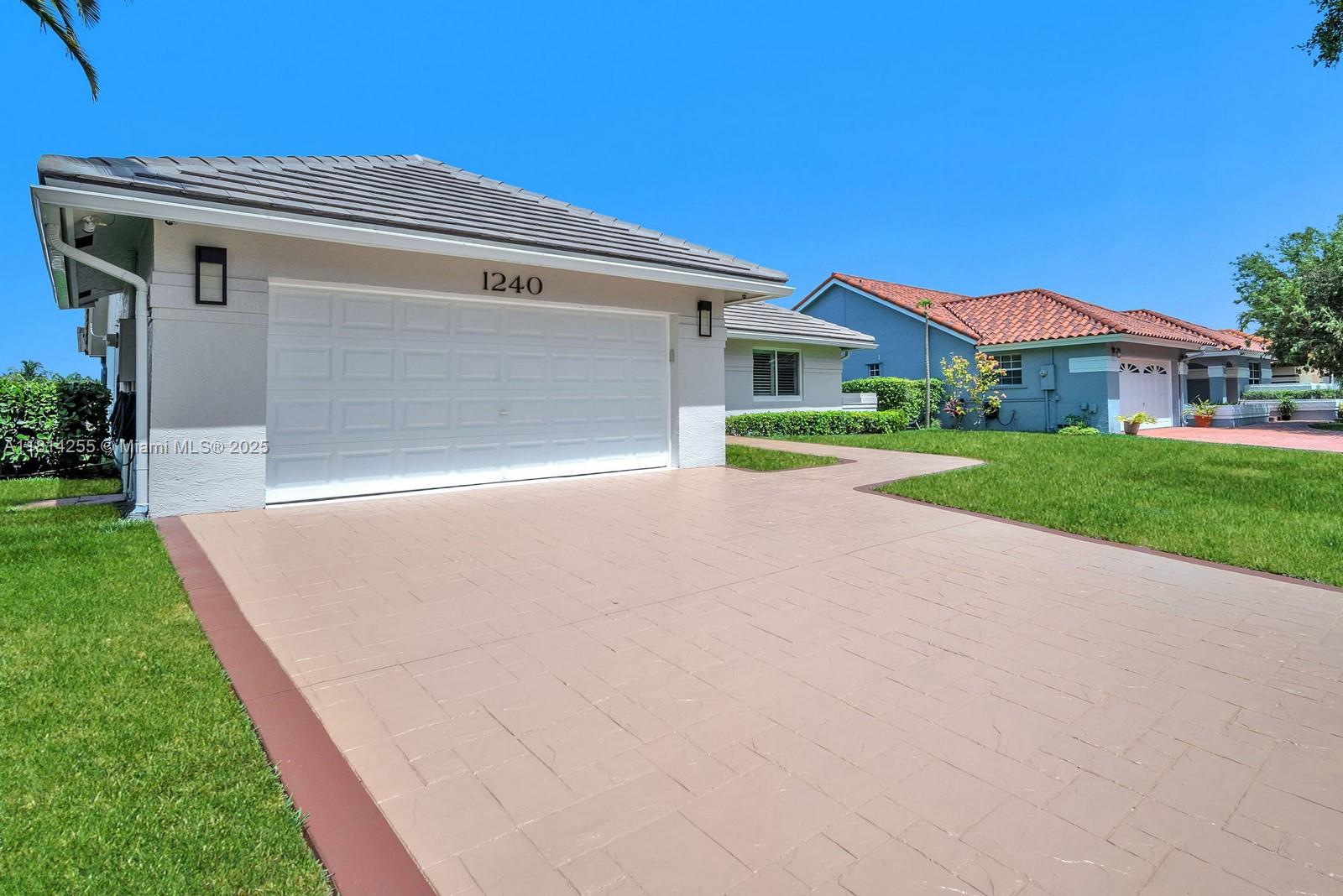 SPRING VALLEY - Residential