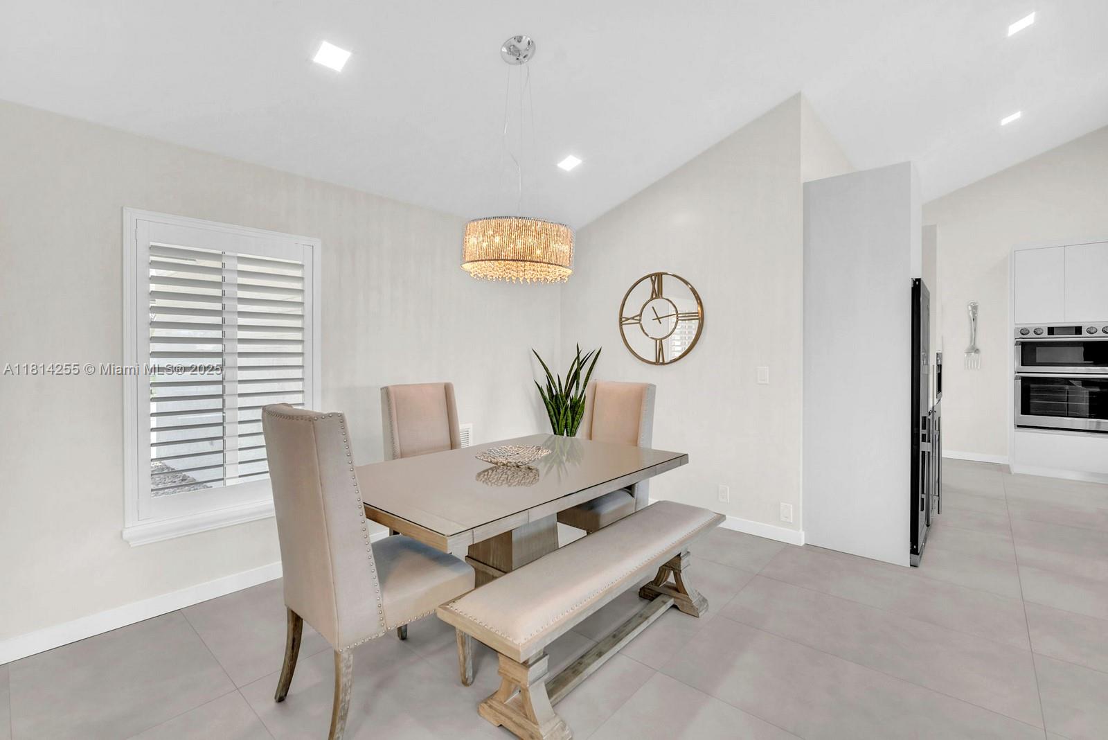 SPRING VALLEY - Residential
