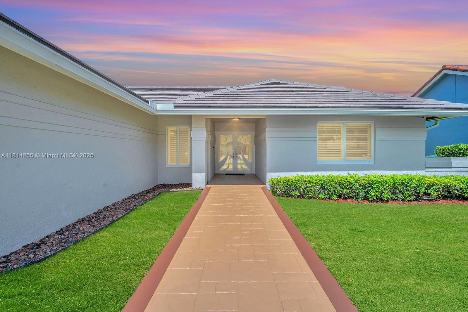 SPRING VALLEY - Residential