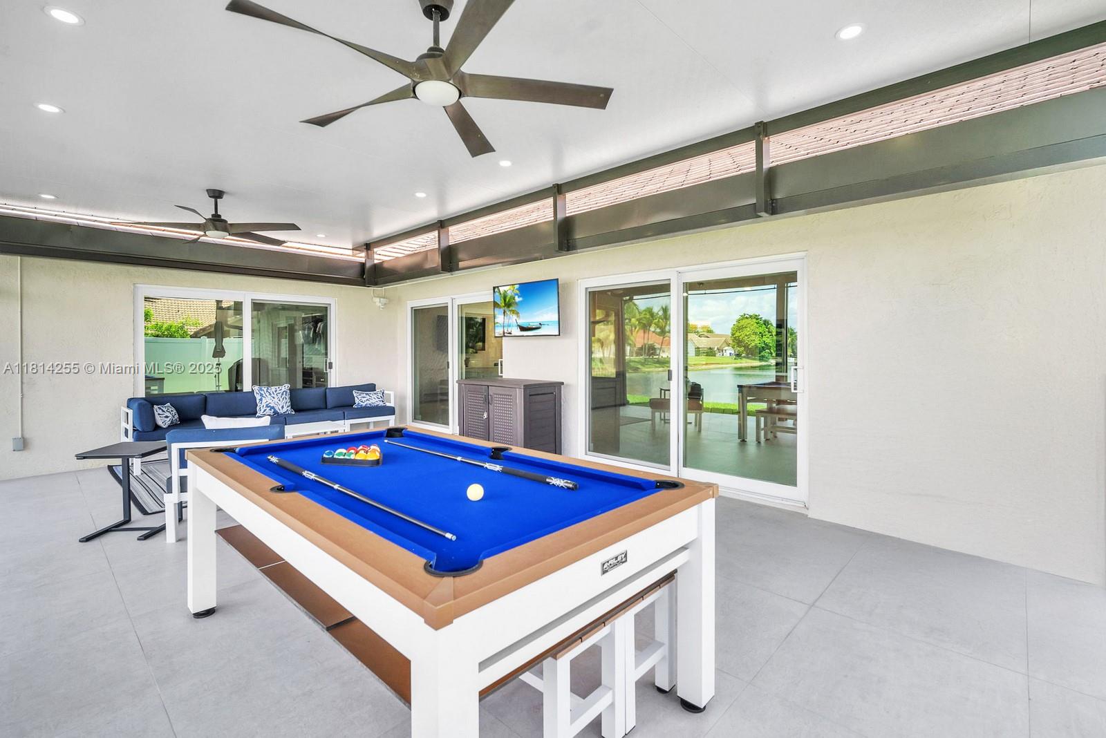 SPRING VALLEY - Residential