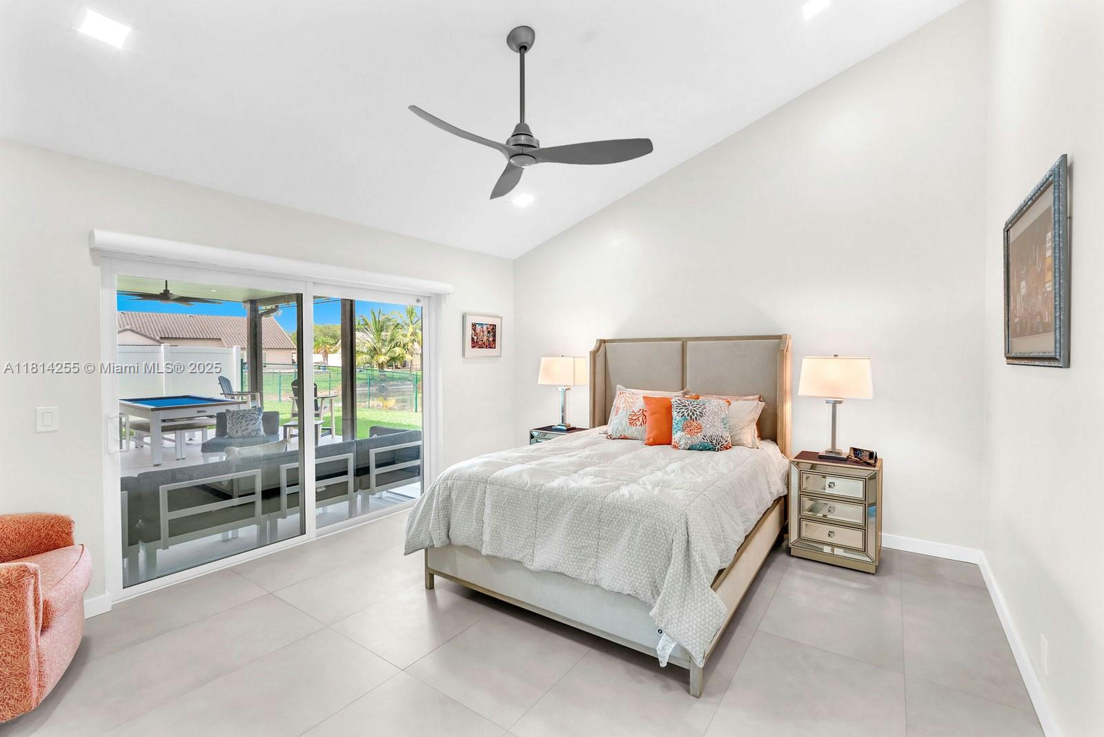 SPRING VALLEY - Residential