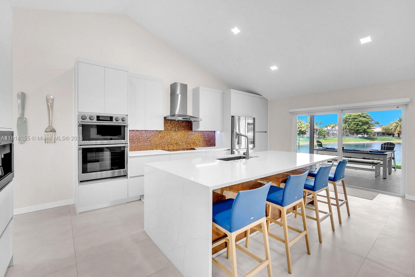 SPRING VALLEY - Residential