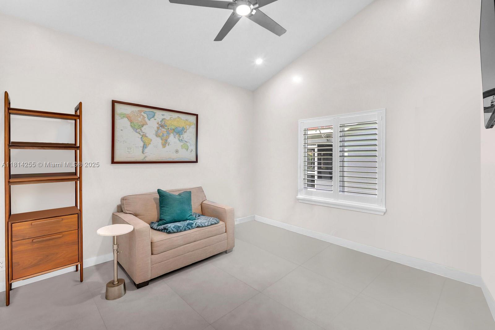 SPRING VALLEY - Residential