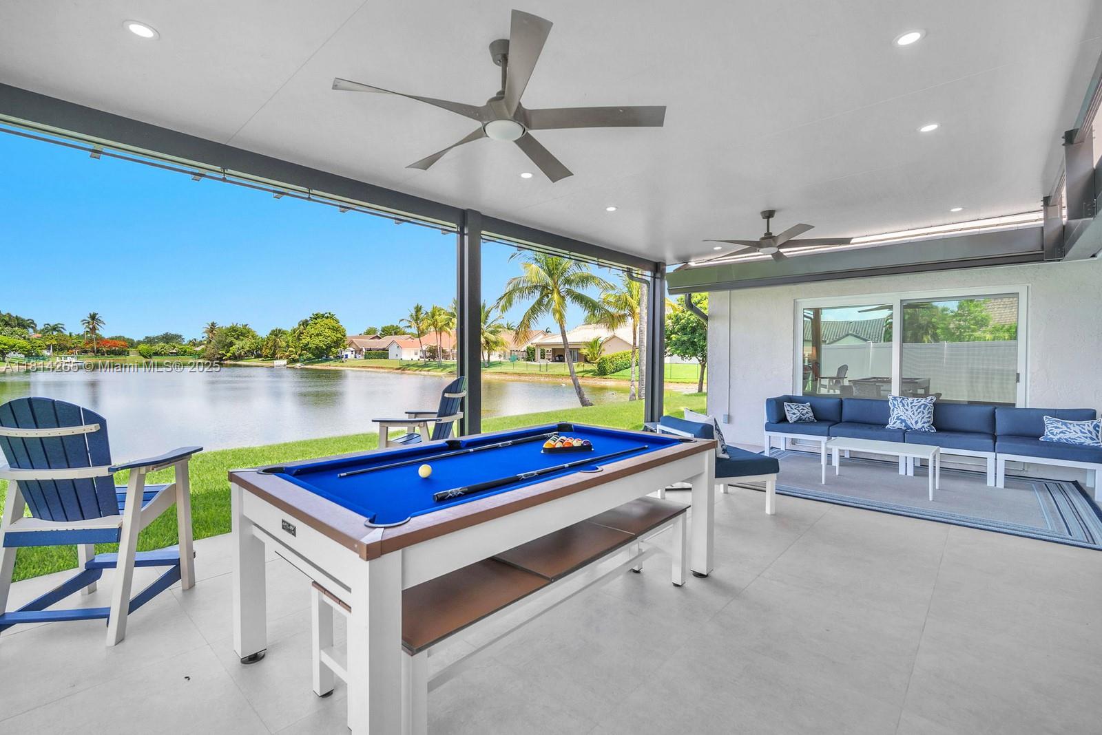 SPRING VALLEY - Residential