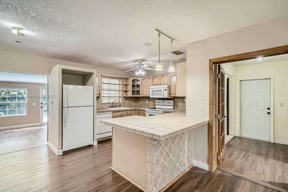 Driftwood Acres 17 53-23 B - Residential