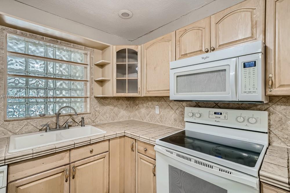 Driftwood Acres 17 53-23 B - Residential