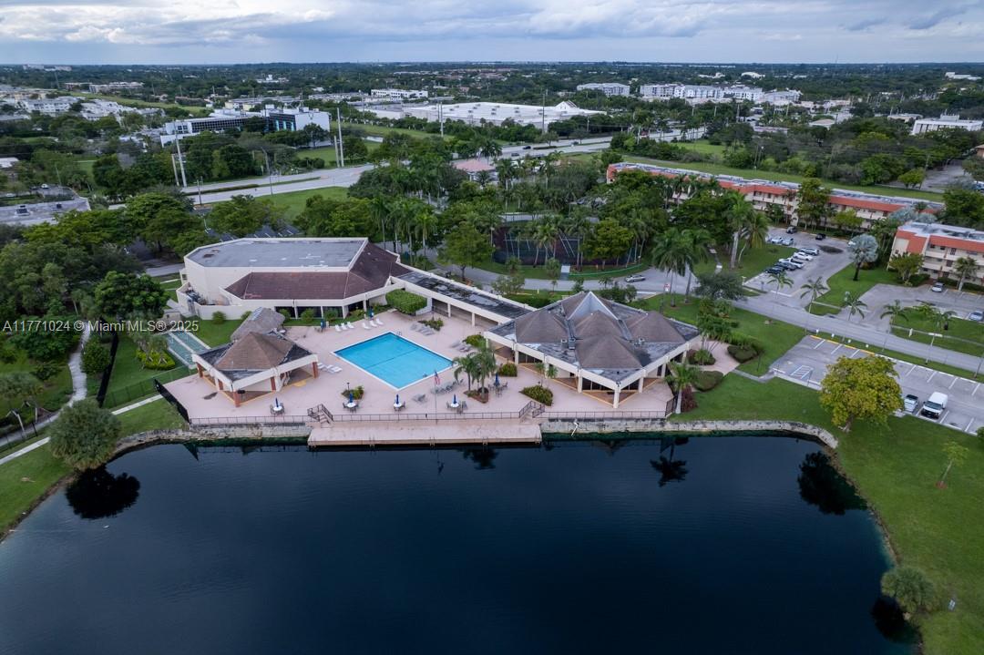 Property for Sale at 7991 N Sunrise Lakes Dr 211, Sunrise, Miami-Dade County, Florida - Bedrooms: 2 
Bathrooms: 2  - $149,700