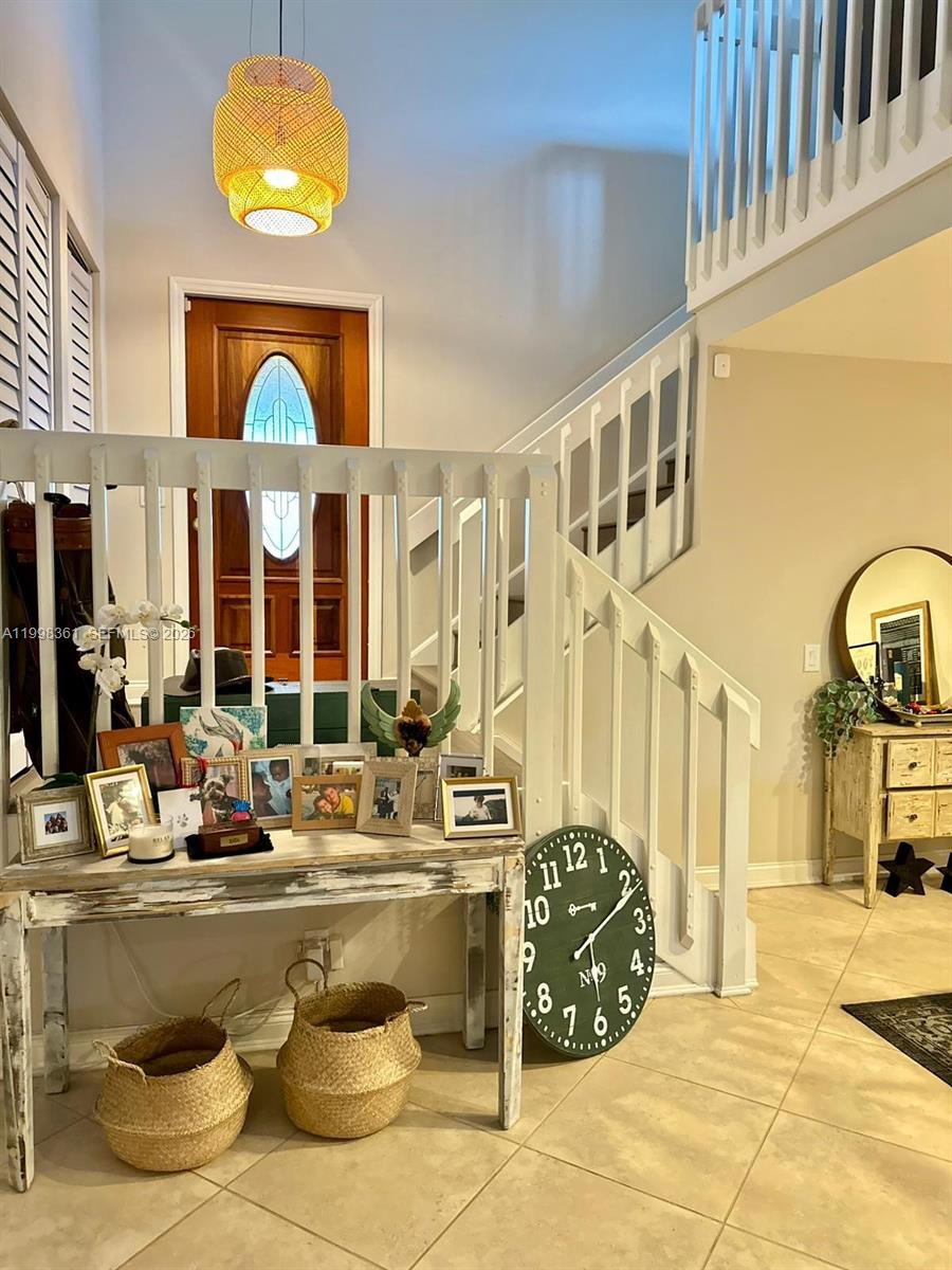 COUNTRY ISLES - Residential Lease