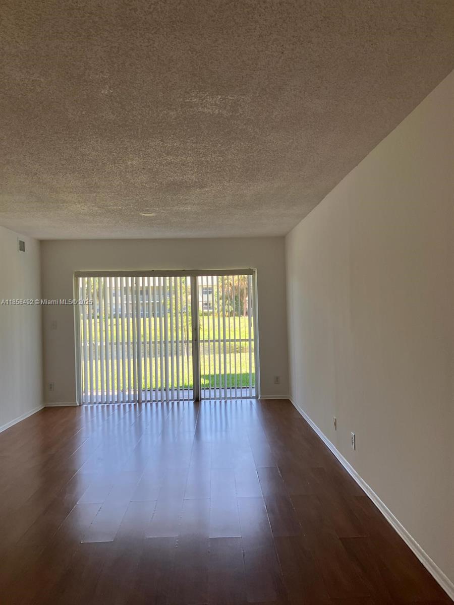 2837 N Course Dr 103