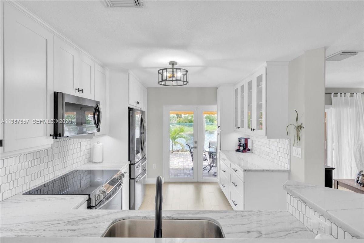 CONTINENTAL HOMES TOWNHOU - Residential