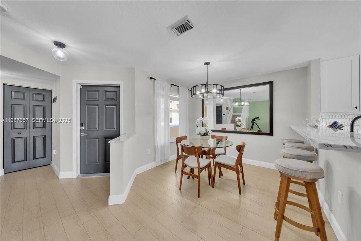 CONTINENTAL HOMES TOWNHOU - Residential