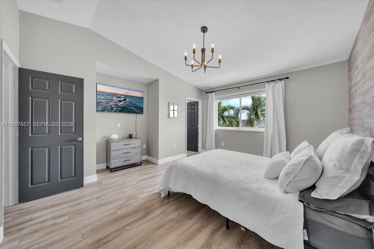 CONTINENTAL HOMES TOWNHOU - Residential