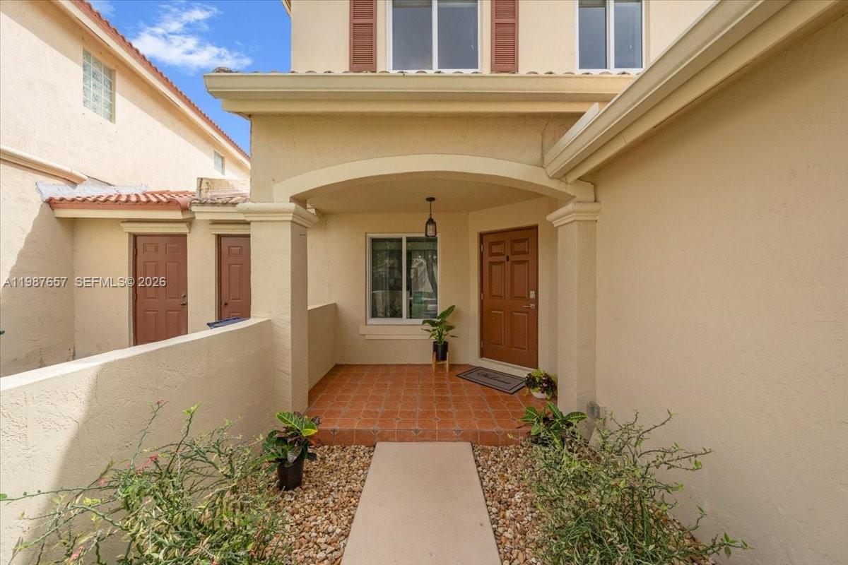 CONTINENTAL HOMES TOWNHOU - Residential