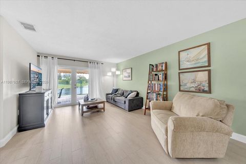 16382 SW 75th St Miami FL 33193