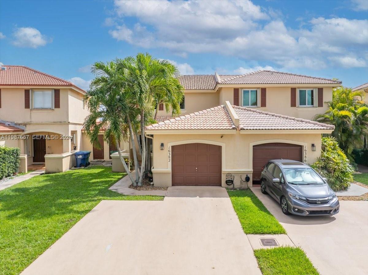 CONTINENTAL HOMES TOWNHOU - Residential