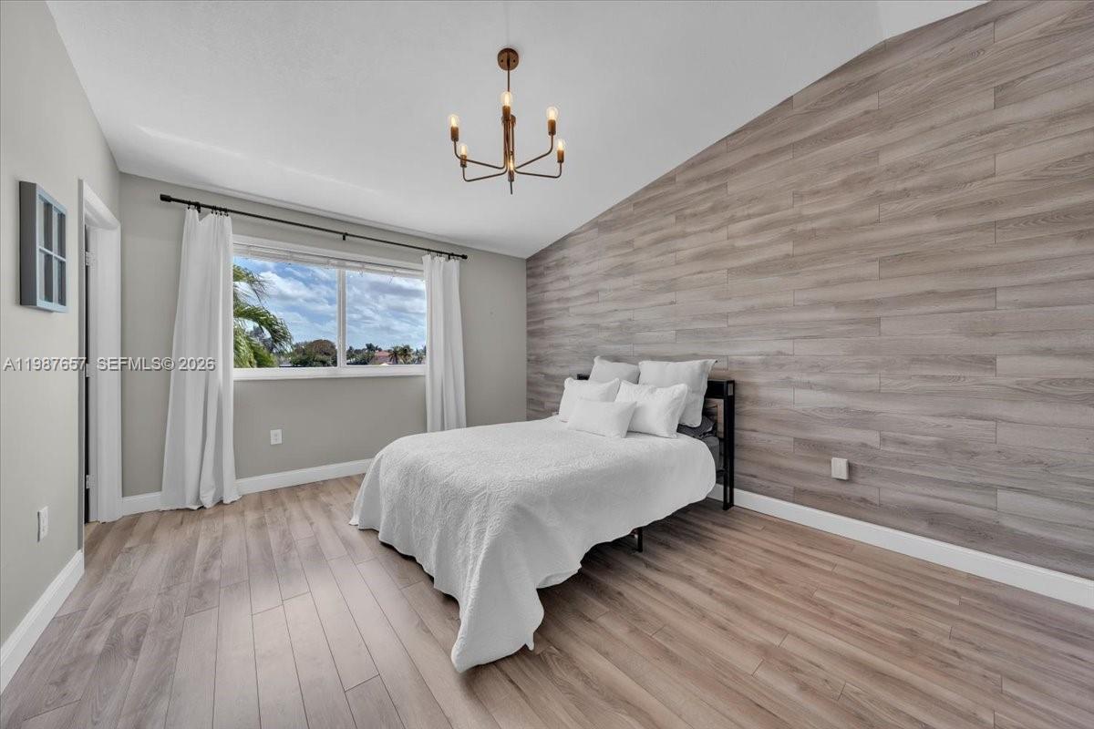 CONTINENTAL HOMES TOWNHOU - Residential