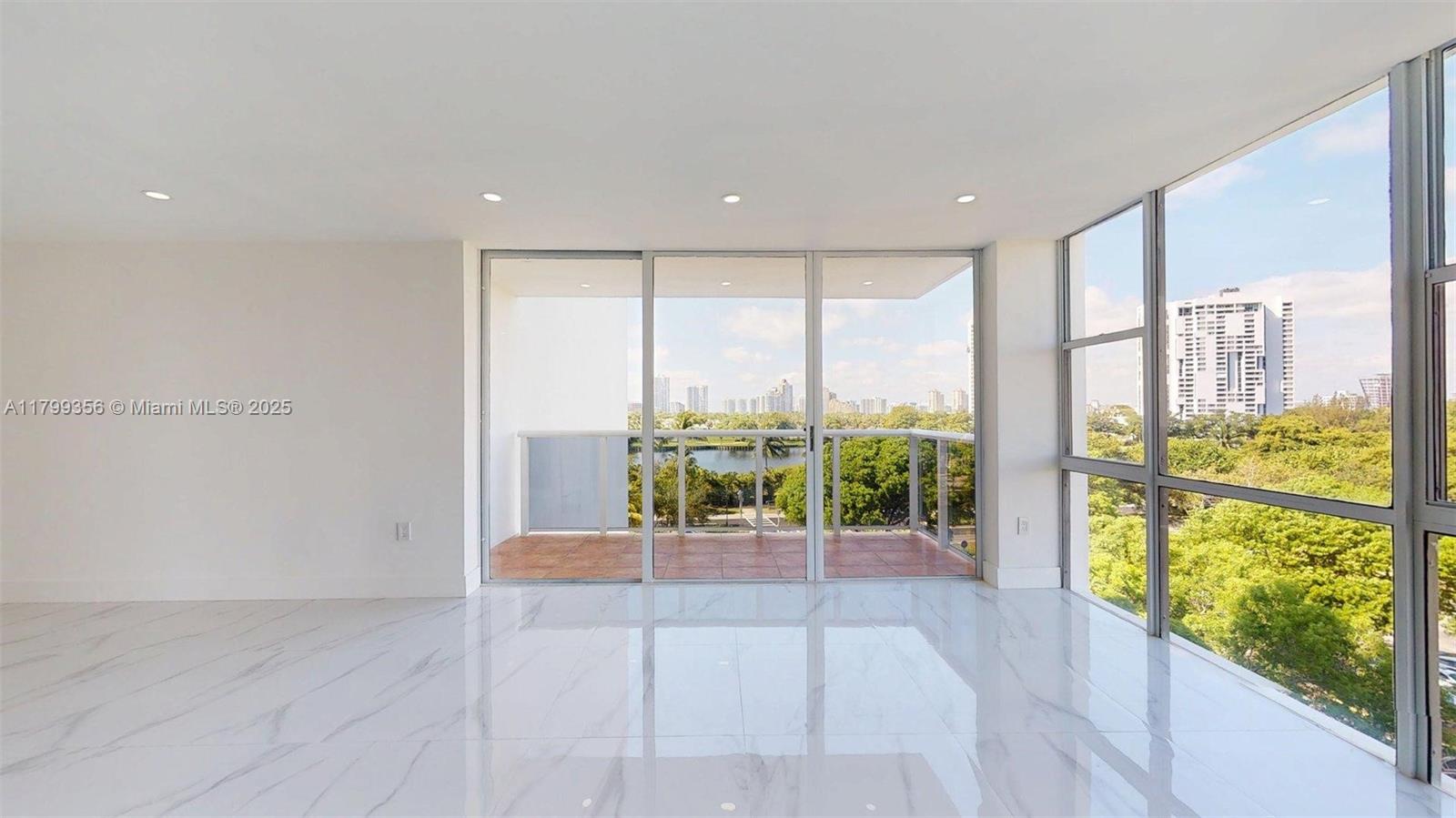 AVENTURA ELDORADO CONDO - Residential