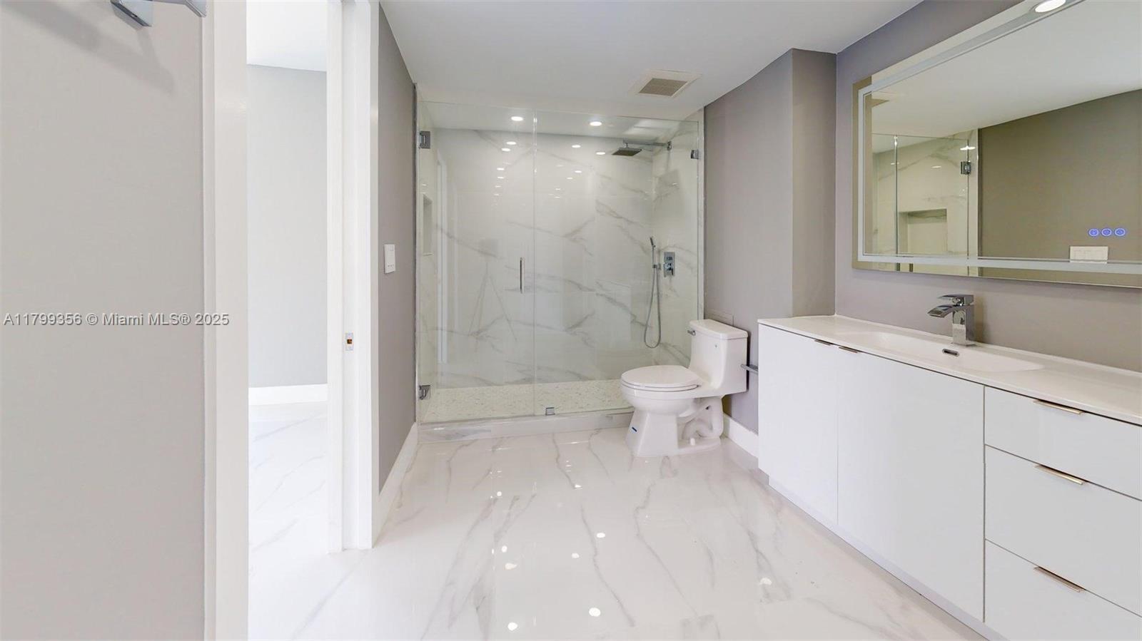 AVENTURA ELDORADO CONDO - Residential