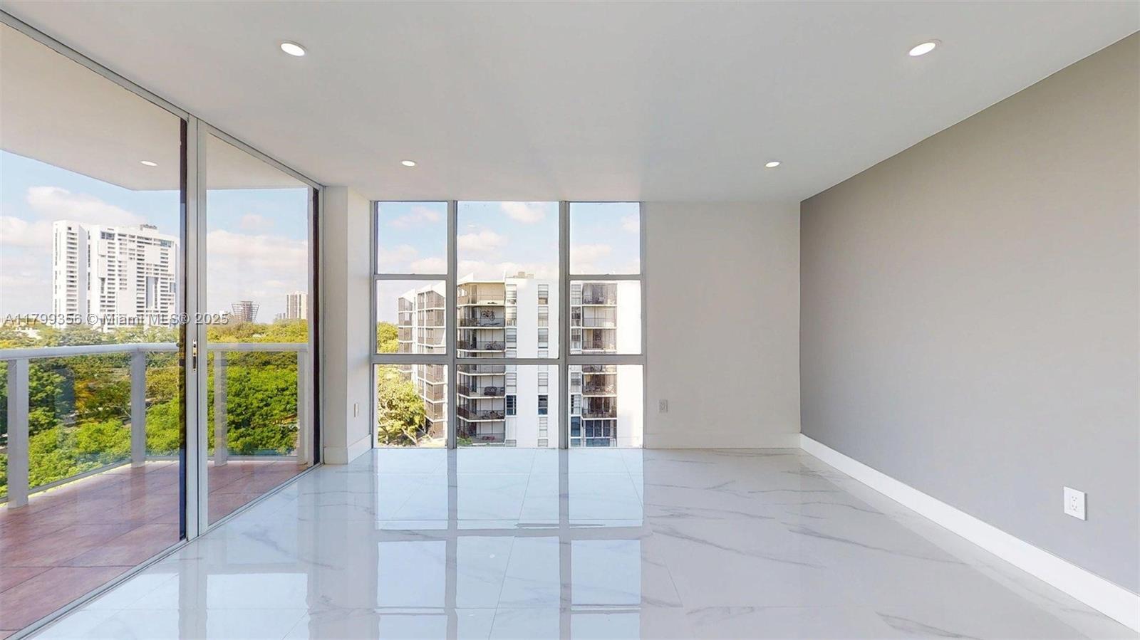 AVENTURA ELDORADO CONDO - Residential