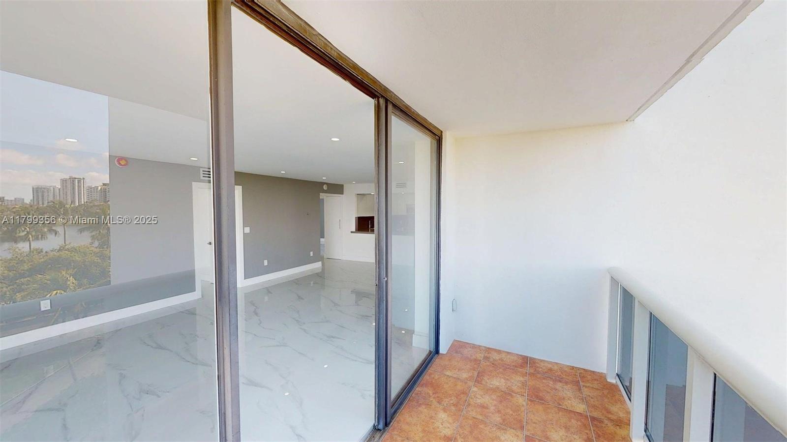 AVENTURA ELDORADO CONDO - Residential