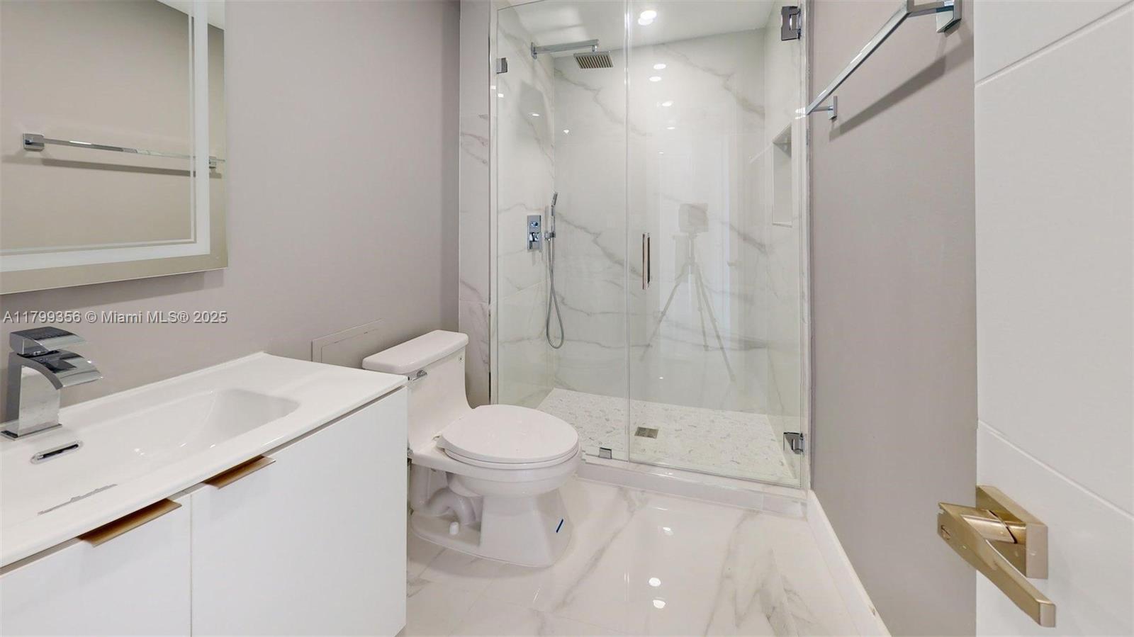 AVENTURA ELDORADO CONDO - Residential